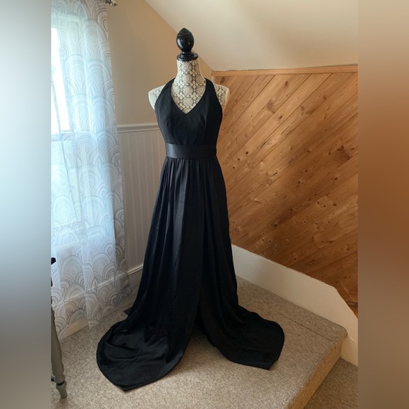 Vera Wang Dresses & Skirts - BNWT Vera Wang formal dress